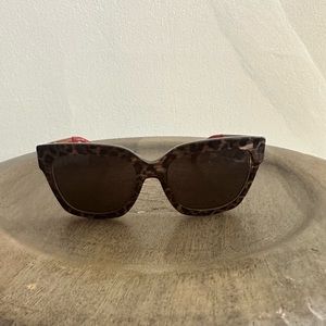 ❤️🤎KORS SUNGLASSES❤️🤎